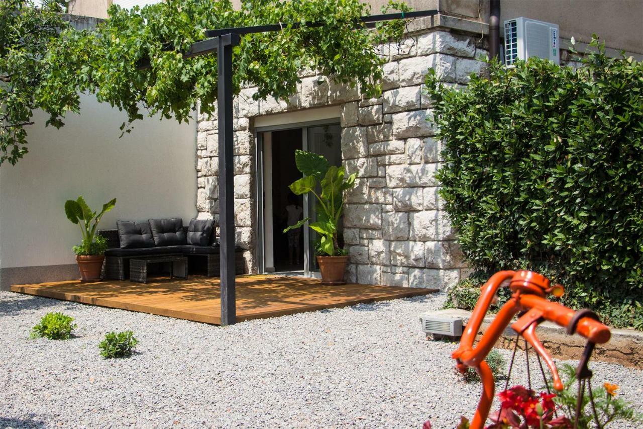 Apartment Sofia غييكا المظهر الخارجي الصورة